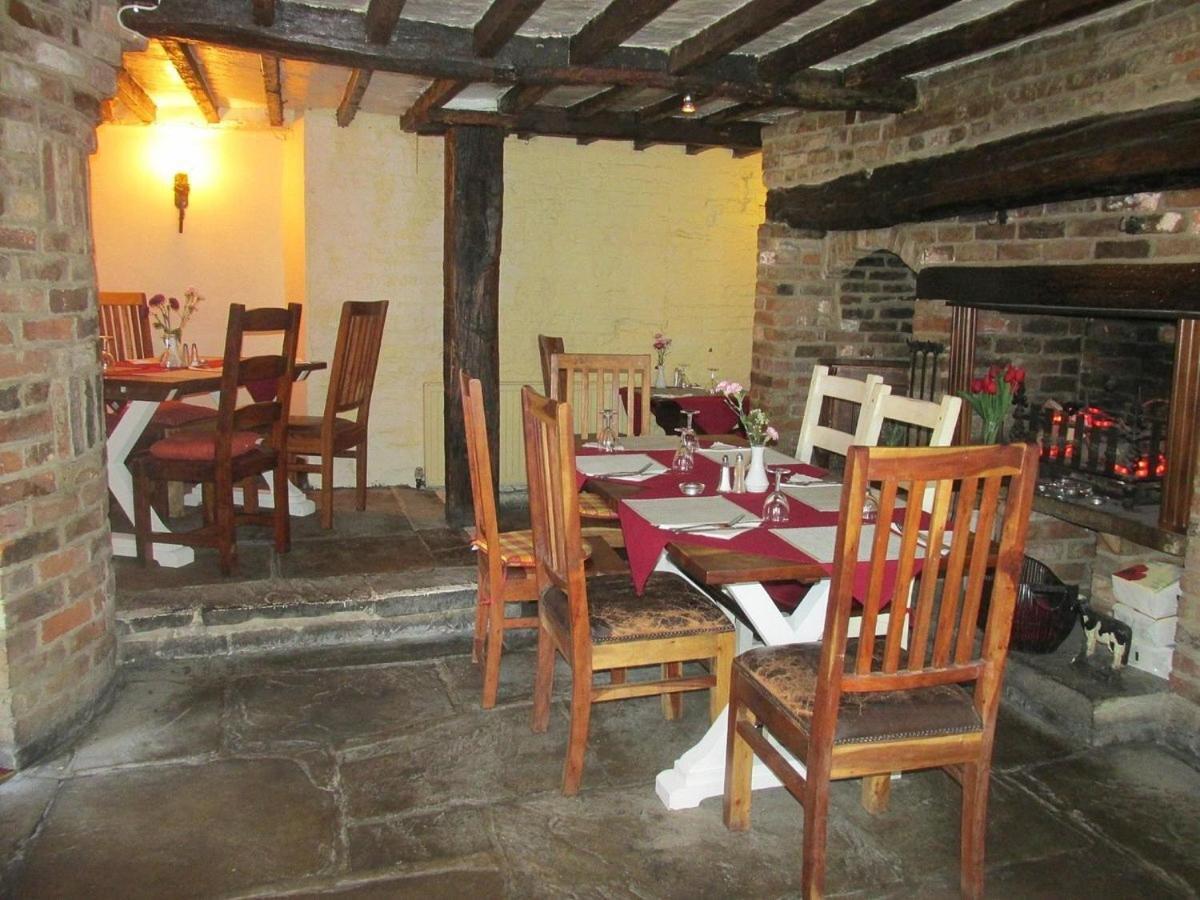 Red Lion Coaching Inn Epworth Kültér fotó